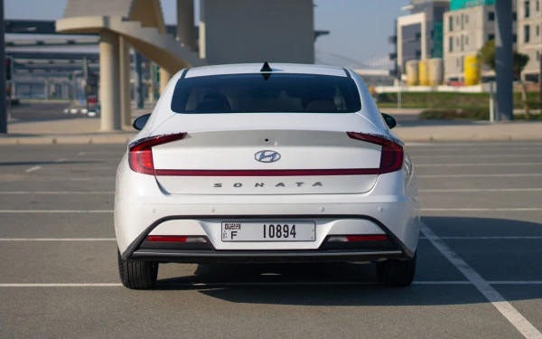 هيونداي سوناتا (أبيض), 2021