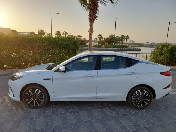 JAC J7 (White), 2024