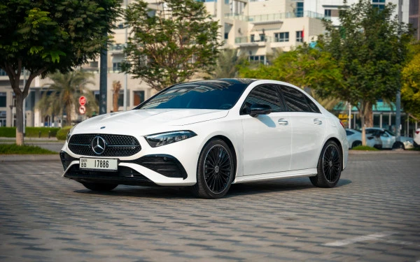 Mercedes A200 (Белый), 2025