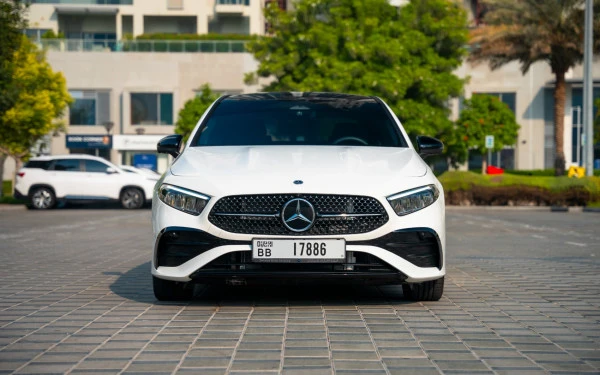 Mercedes A200 (Белый), 2025