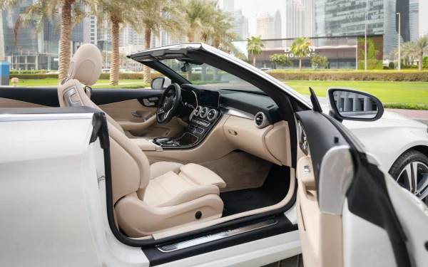 Mercedes C300 cabrio (White), 2021