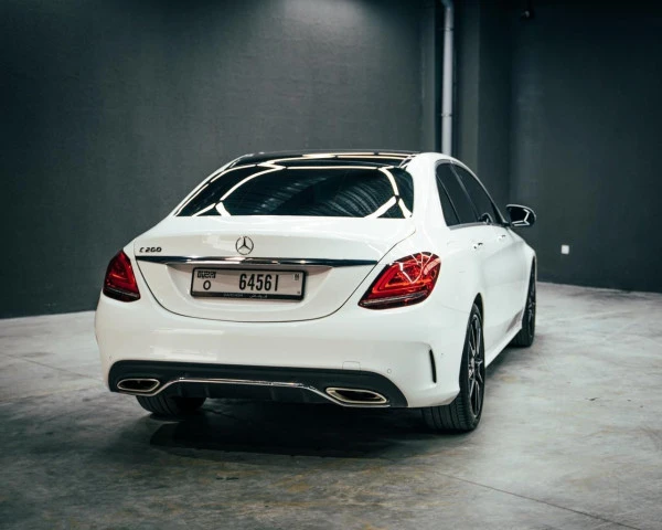 Mercedes C200 (Blanco), 2020