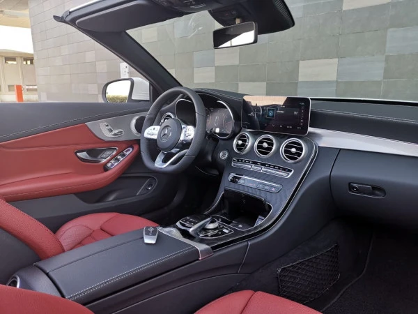 Mercedes C200 Convertible (Белый), 2020