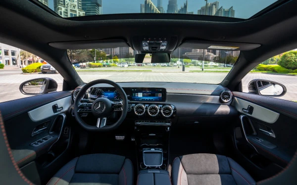 Mercedes CLA200 (Белый), 2025