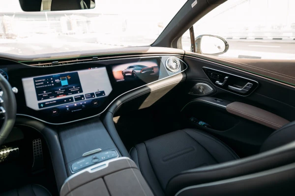 Mercedes EQS 53 AMG (White), 2023