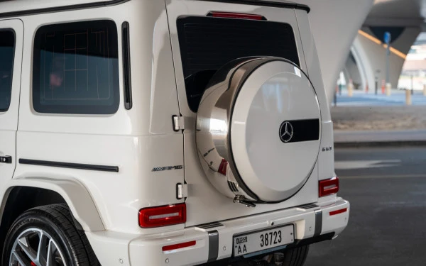 Mercedes G63 AMG (White), 2025
