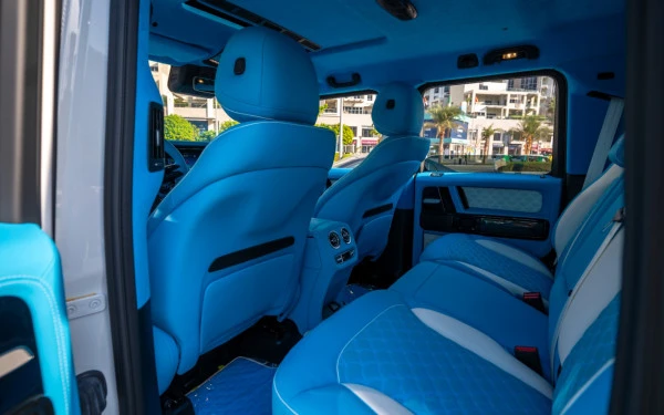 مرسيدس G63 AMG (أبيض), 2025
