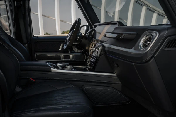 Mercedes G63 AMG (White), 2021