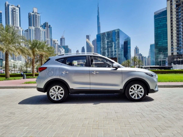 MG ZS (Серебро), 2025