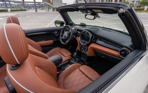 Mini Cooper S cabrio (White), 2020