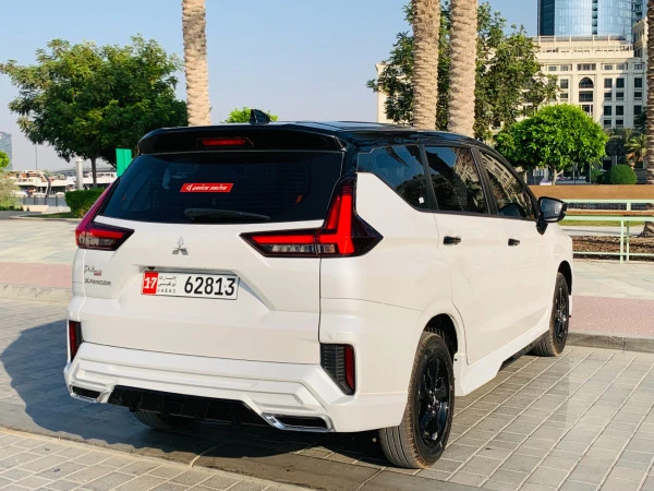 Mitsubishi Xpander (White), 2025