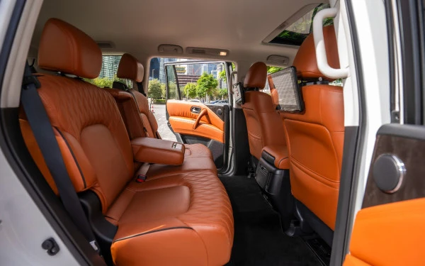 Nissan Patrol Platinum V6 (Bianca), 2024