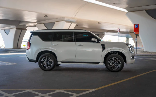 Nissan Patrol Platinum V6 (White), 2025