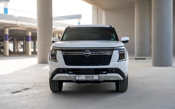 Nissan Patrol Platinum V6 (Blanc), 2026