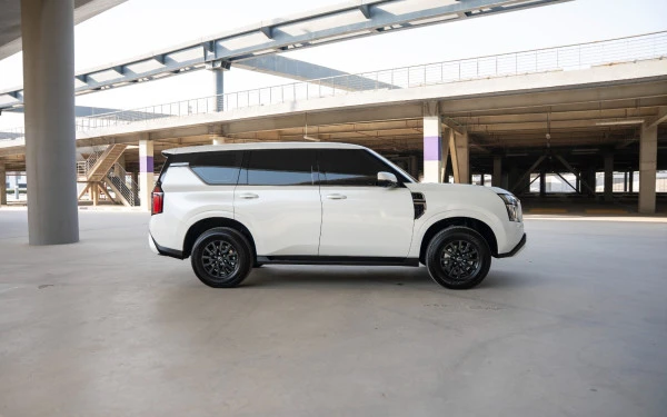 Nissan Patrol Platinum V6 (Blanc), 2026