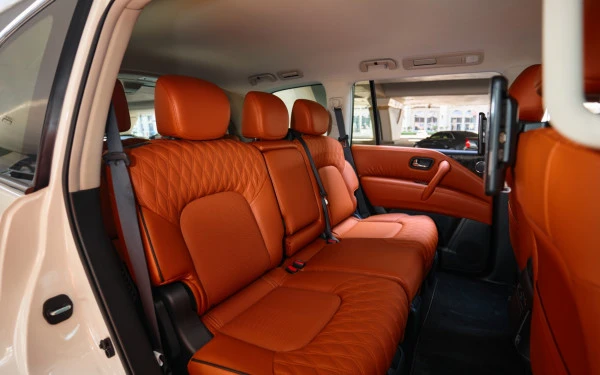 Nissan Patrol V6 (White), 2024