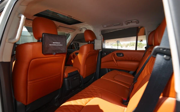 Nissan Patrol V6 (White), 2024