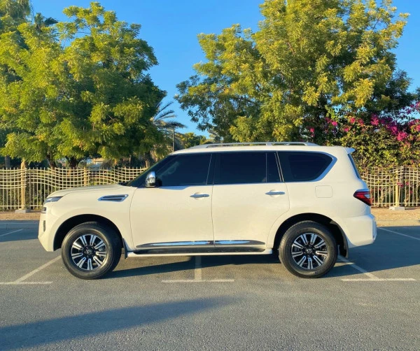 Nissan Patrol V6 (Blanco), 2020