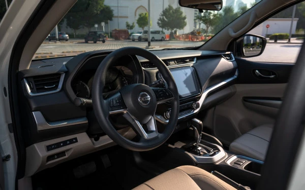 Nissan Xterra (White), 2025