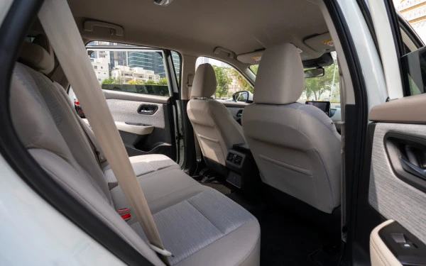 Nissan X-Trail (White), 2025