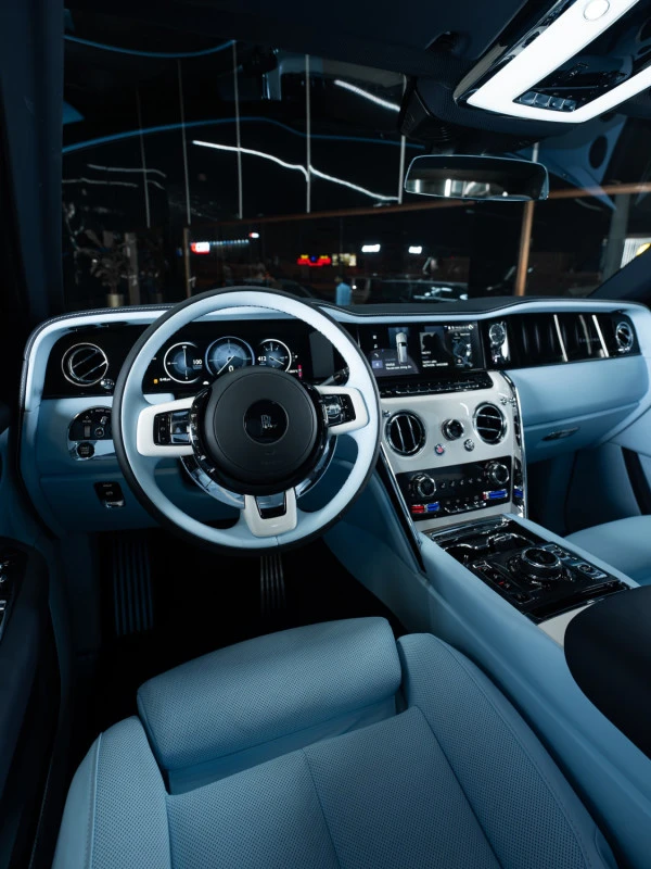 Rolls Royce Cullinan SERIES 2 (White), 2025
