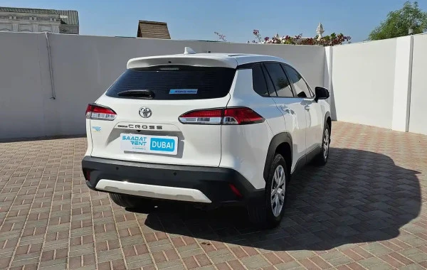 Toyota Corolla Cross (Blanco), 2024