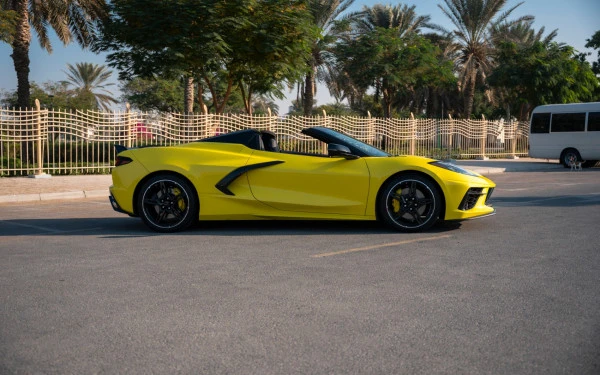 Chevrolet Corvette (Yellow), 2022