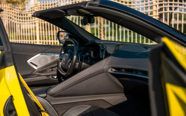 Chevrolet Corvette (Yellow), 2022