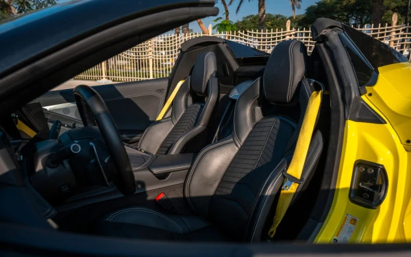 Chevrolet Corvette (Yellow), 2022