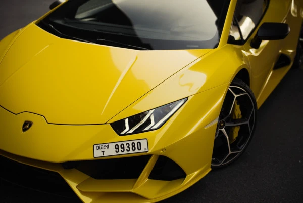 Lamborghini Evo coupe (Yellow), 2020