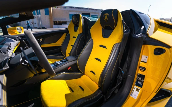 Lamborghini Evo Spyder (Giallo), 2021