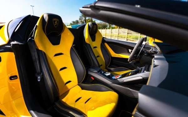 Lamborghini Evo Spyder (Giallo), 2021