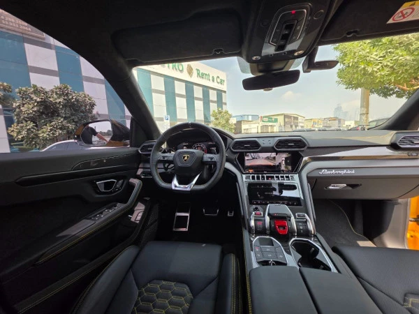 Lamborghini Urus MY20 (Yellow), 2023