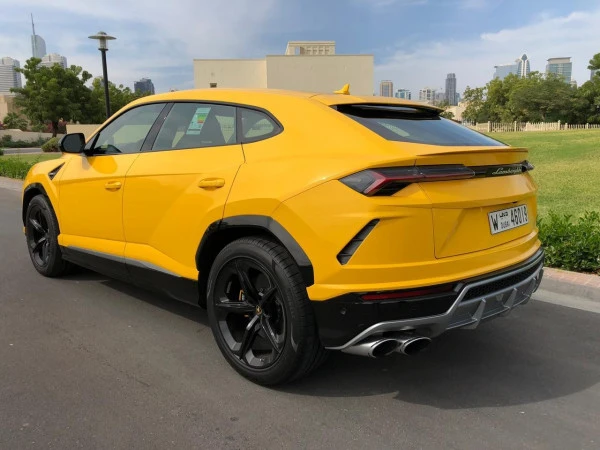 Lamborghini Urus (Yellow), 2019