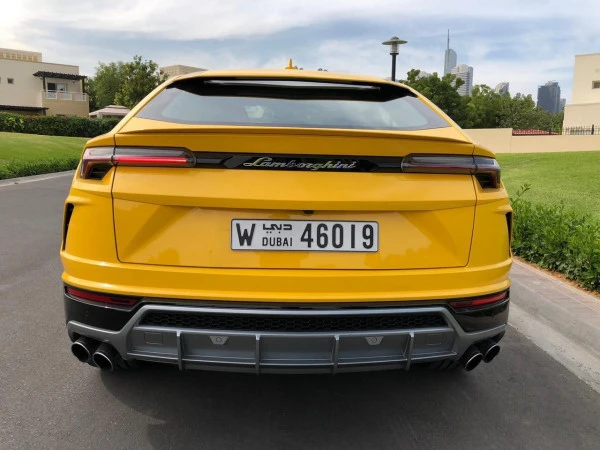 Lamborghini Urus (Yellow), 2019
