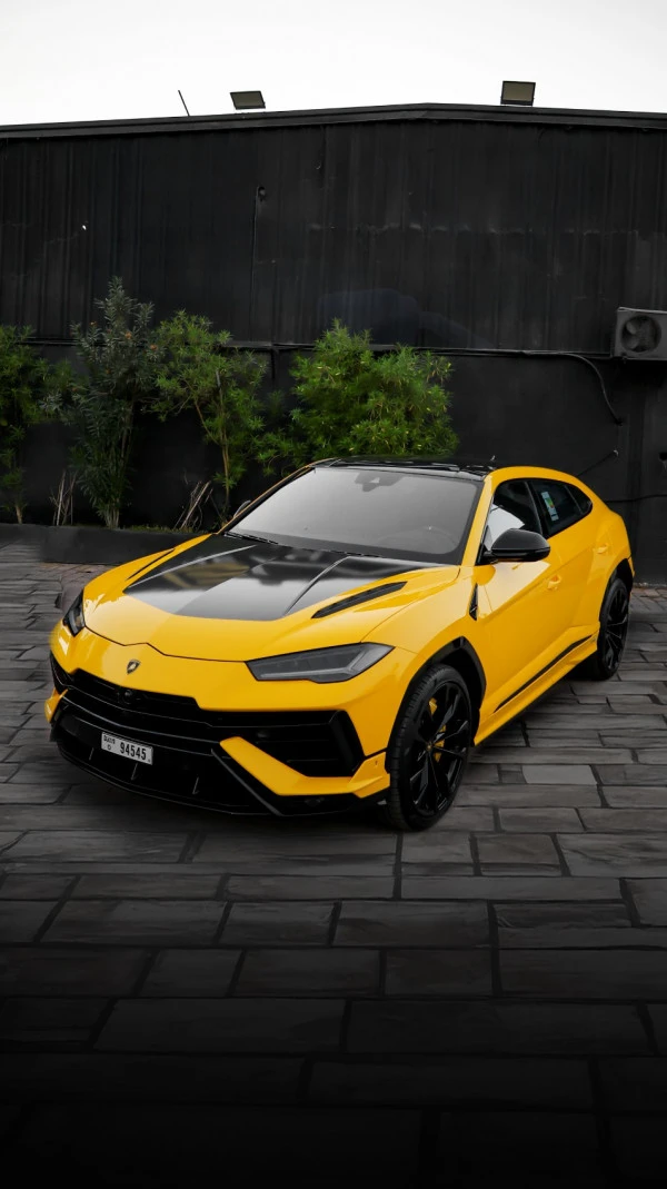 Lamborghini Urus (Yellow), 2025